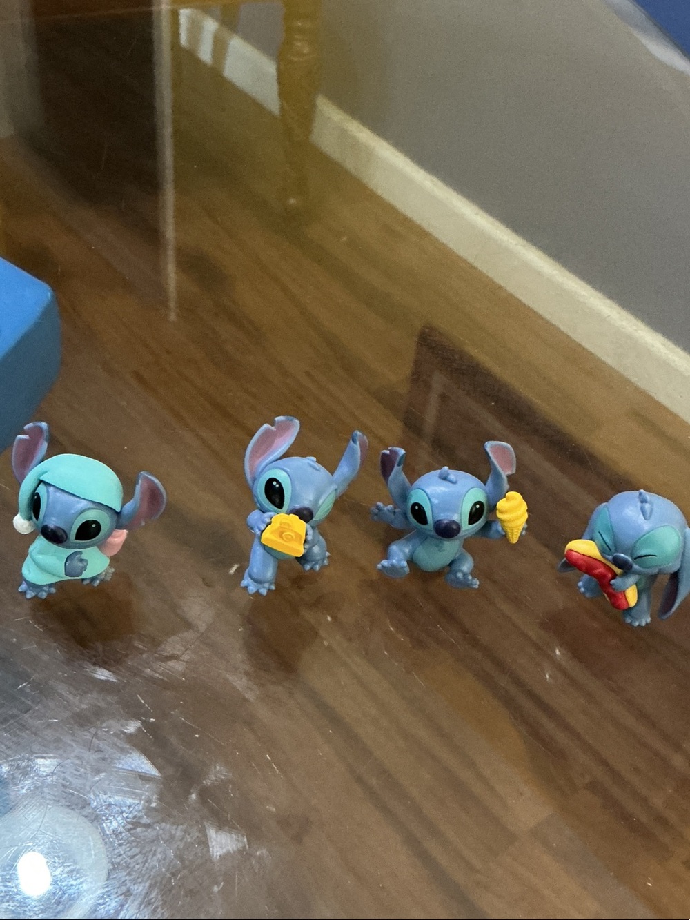 Lot 4-Piece Collectible figures Disney stitch mini around 2 inches
